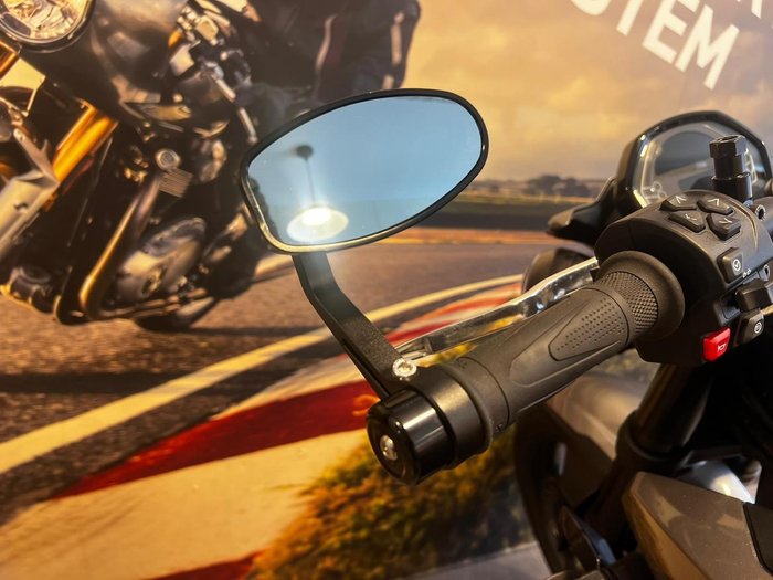 2024 Triumph Street Triple R 765 Street Triple Silver
