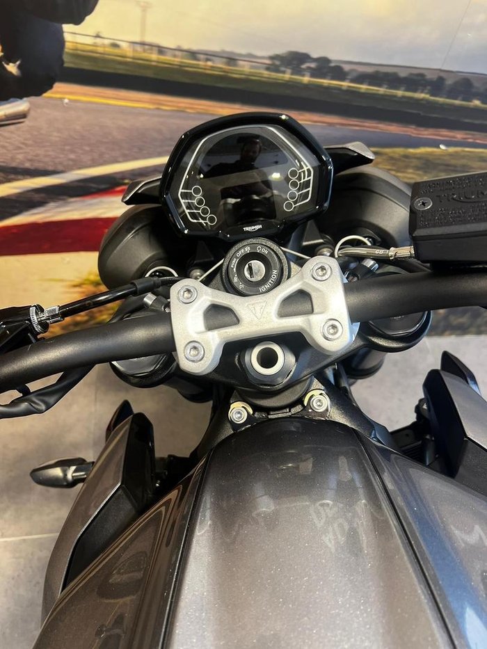 2024 Triumph Street Triple R 765 Street Triple Silver