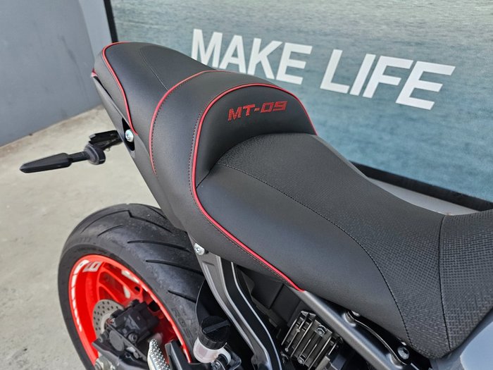 2021 Yamaha MT-09A GREY