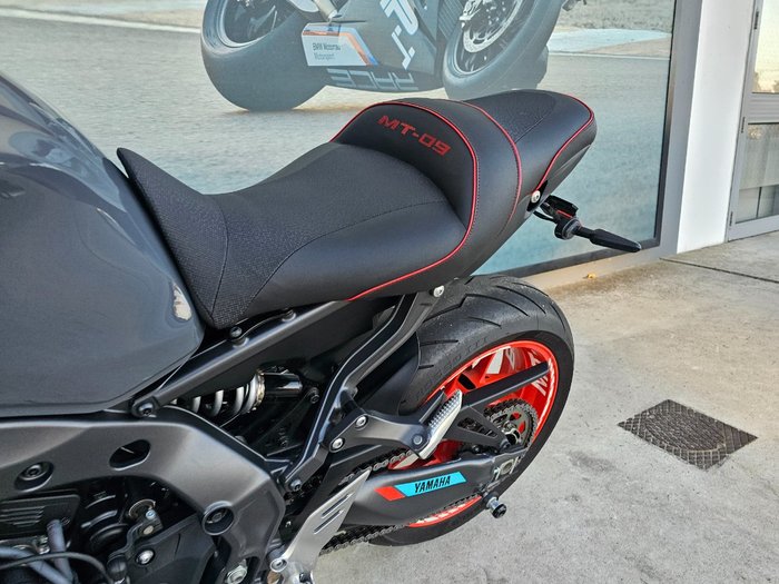 2021 Yamaha MT-09A GREY