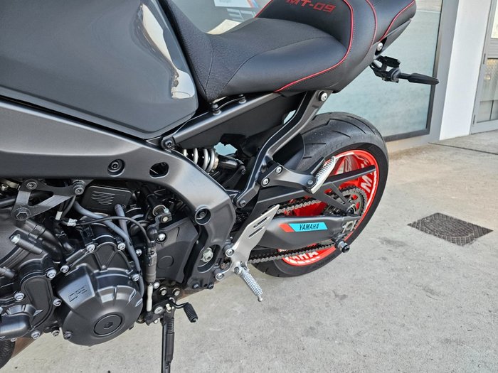 2021 Yamaha MT-09A GREY