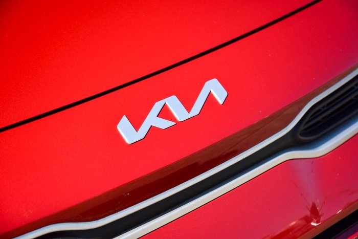 2022 Kia Rio S YB MY23 Signal Red