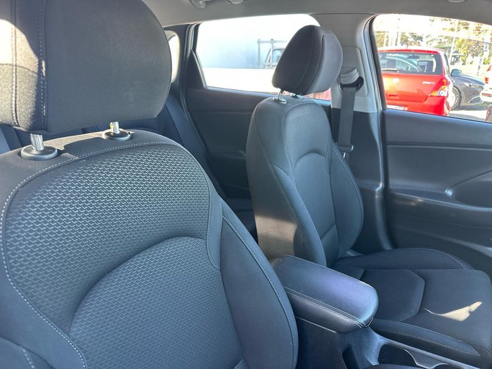 2017 Hyundai i30 Active PD MY18 Polar White