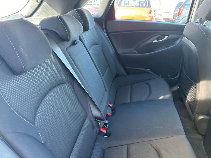 2017 Hyundai i30 Active PD MY18 Polar White