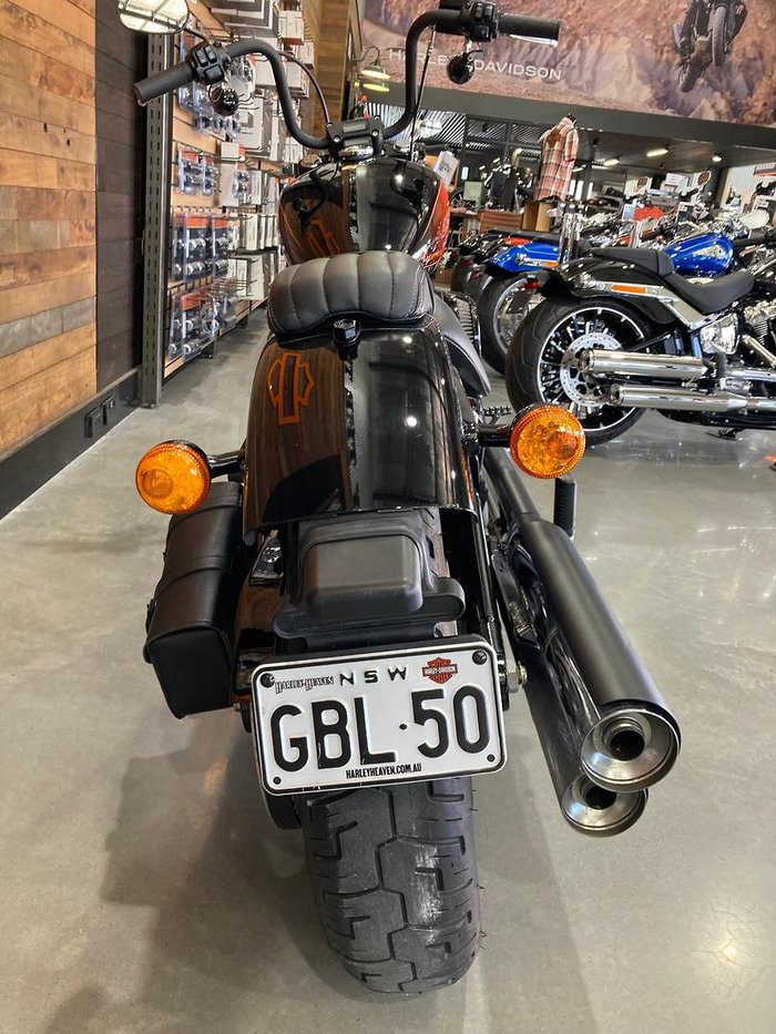 2022 Harley-Davidson Street Bob 114 (FXBBS) Softail Black