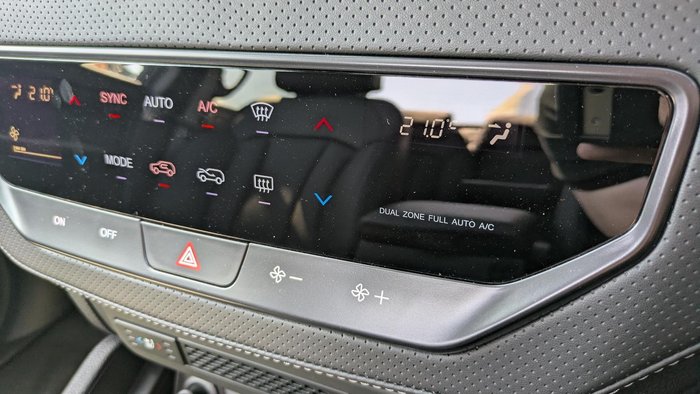 2025 KGM Musso Ultimate Q261 MY26 4X4 Dual Range Grand White