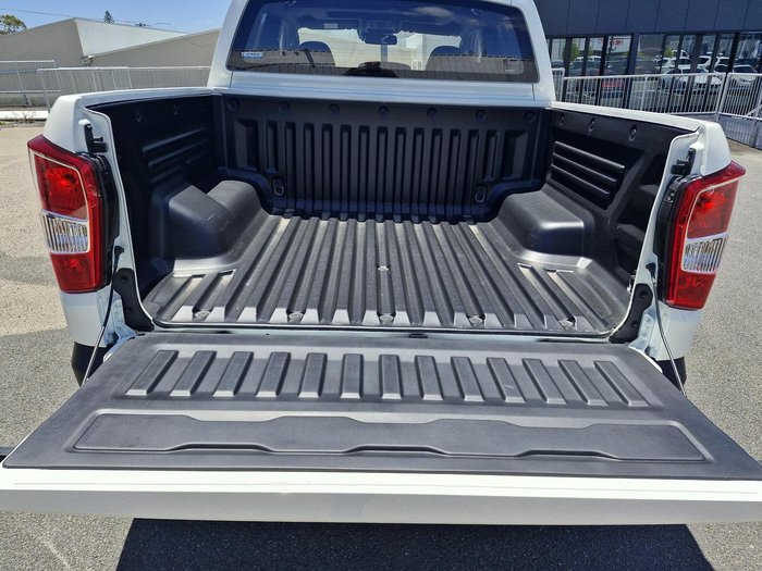 2025 KGM Musso Ultimate Q261 MY26 4X4 Dual Range Grand White