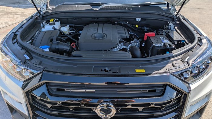 2025 KGM Musso Ultimate Q261 MY26 4X4 Dual Range Grand White