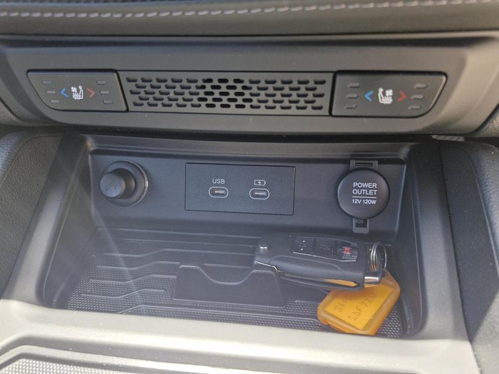 2025 KGM Musso Ultimate Q261 MY26 4X4 Dual Range Grand White