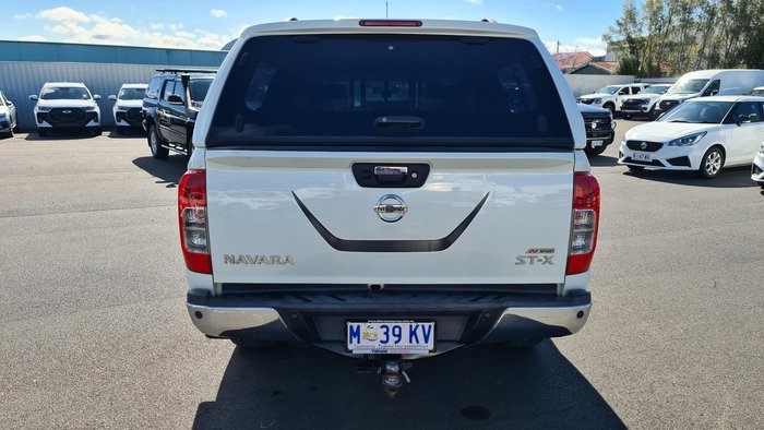 2017 Nissan Navara ST-X N-SPORT Black Edition