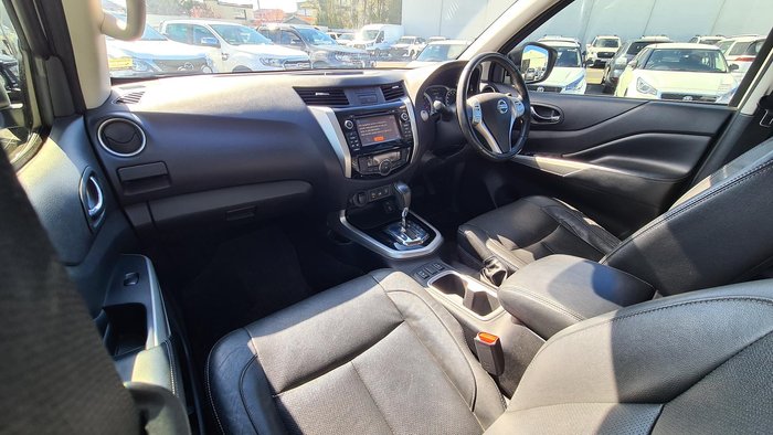 2017 Nissan Navara ST-X N-SPORT Black Edition