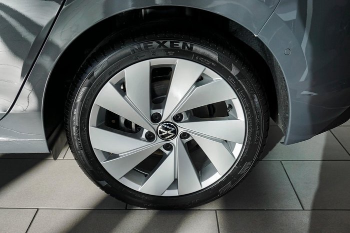 2025 Volkswagen Golf 110TSI Life