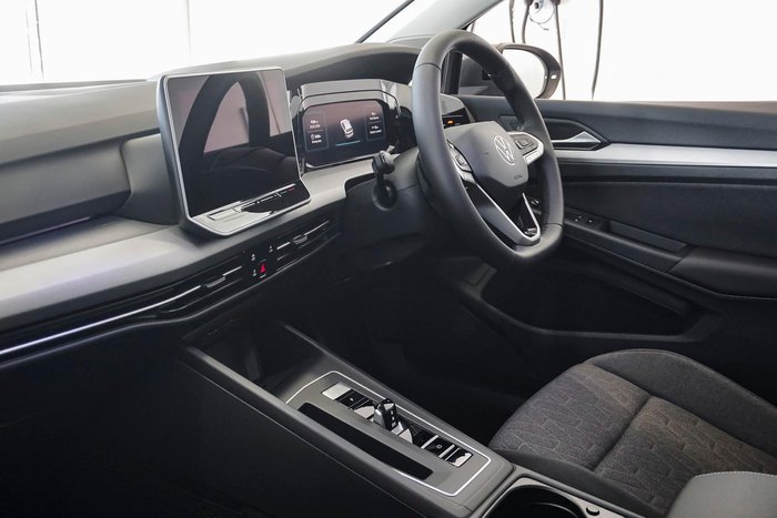 2025 Volkswagen Golf 110TSI Life