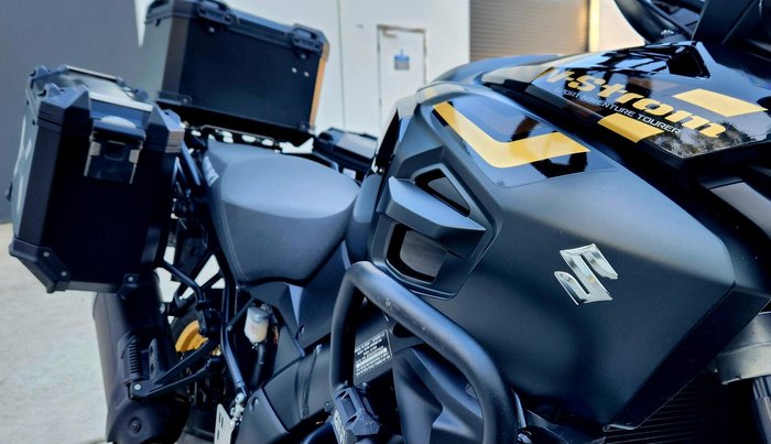 2019 Suzuki V-Strom 1000XT (DL1000XA) V-Strom Grey