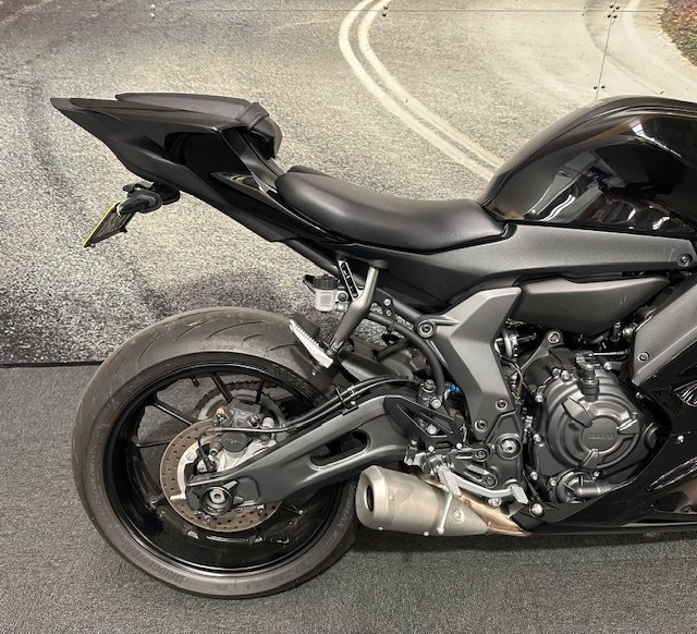 2022 Yamaha YZF-R7HO Black