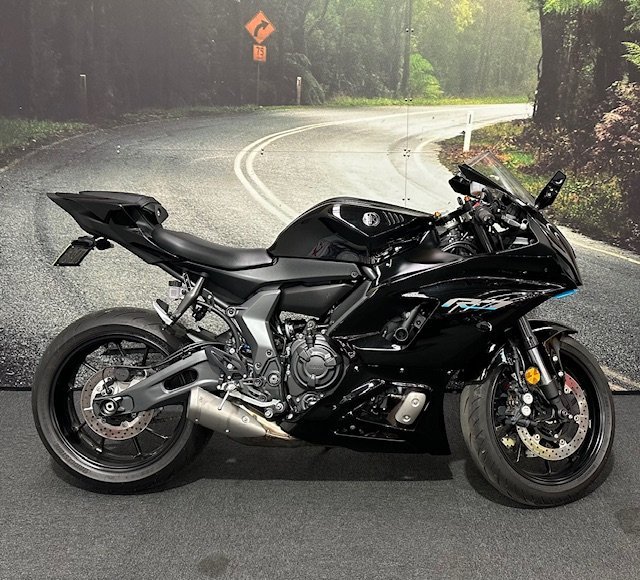2022 Yamaha YZF-R7HO Black