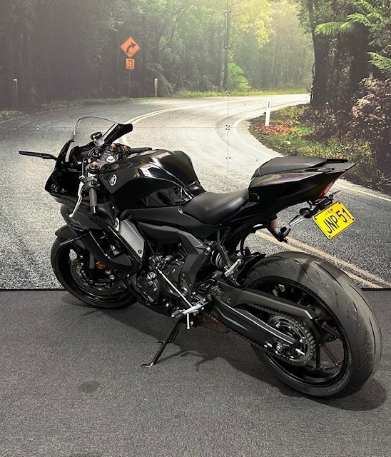 2022 Yamaha YZF-R7HO Black