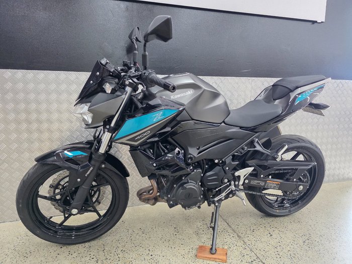 2023 Kawasaki Z400 BLACK