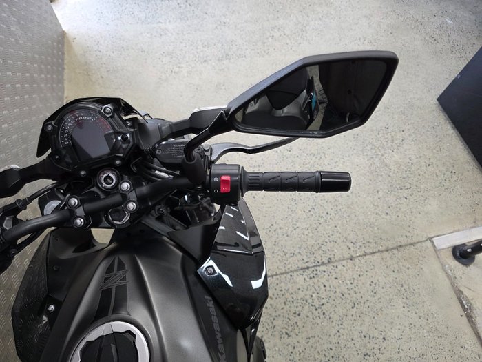 2023 Kawasaki Z400 BLACK