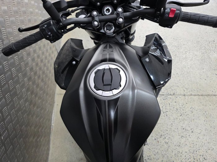 2023 Kawasaki Z400 BLACK