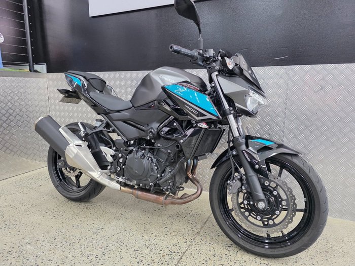2023 Kawasaki Z400 BLACK