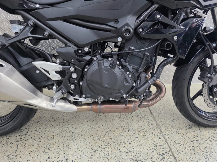 2023 Kawasaki Z400 BLACK