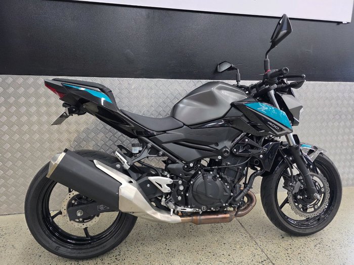 2023 Kawasaki Z400 BLACK