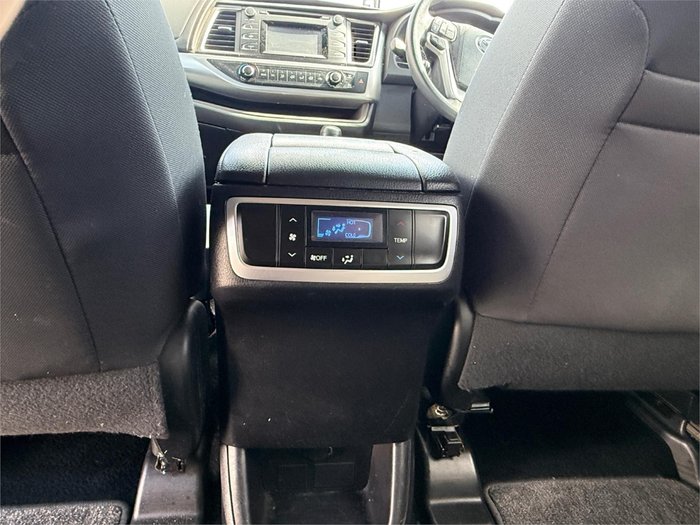 2019 TOYOTA KLUGER GX (4x2)