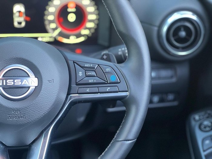 2025 Nissan JUKE ST-L