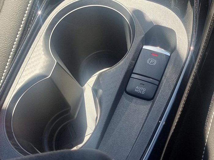 2025 Nissan JUKE ST-L
