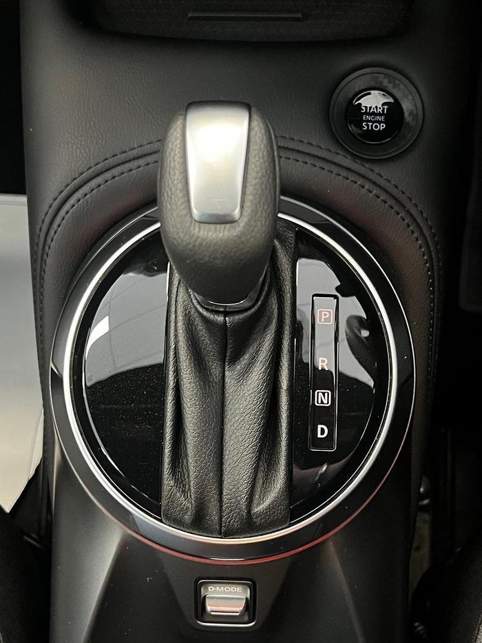 2025 Nissan JUKE ST-L
