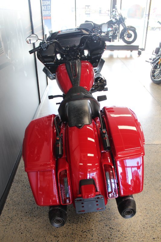 2025 Harley-davidson FLTRXSTSE CVO RD GLIDE ST 121 RED