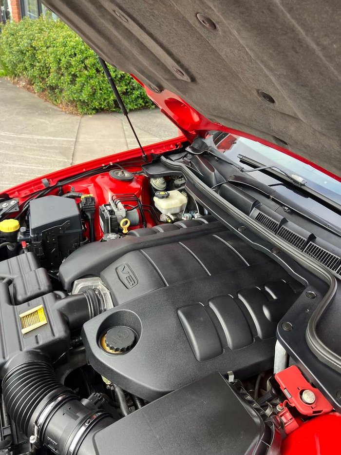 2011 Holden Commodore SS V VE Series II MY12 Redhot