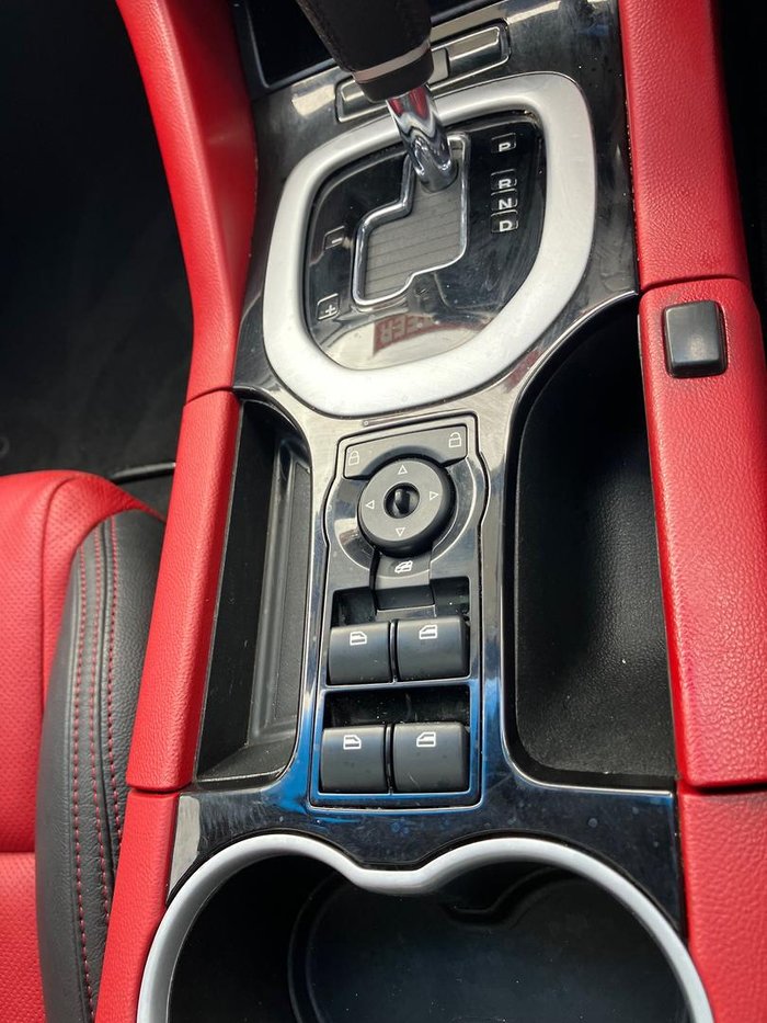 2011 Holden Commodore SS V VE Series II MY12 Redhot