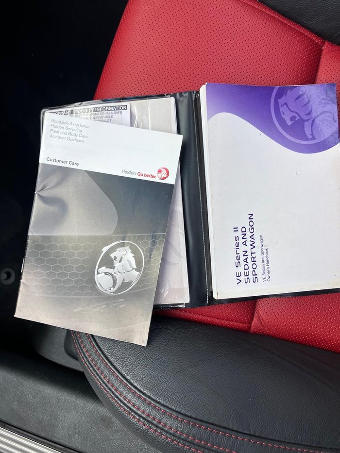 2011 Holden Commodore SS V VE Series II MY12 Redhot