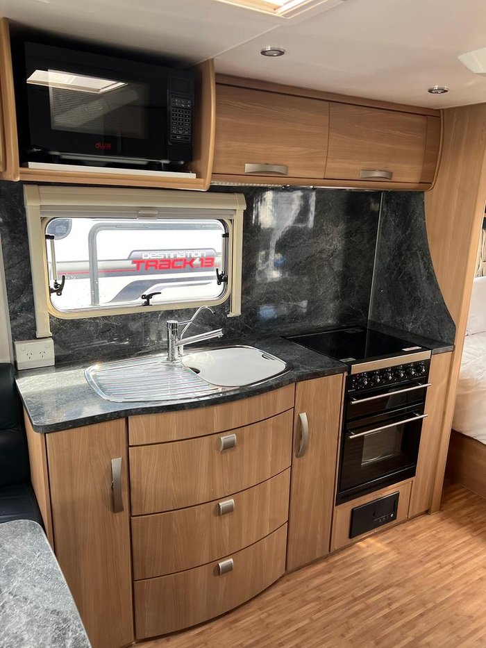2012 Jayco Journey Sterling 24.75-2