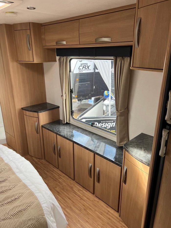 2012 Jayco Journey Sterling 24.75-2