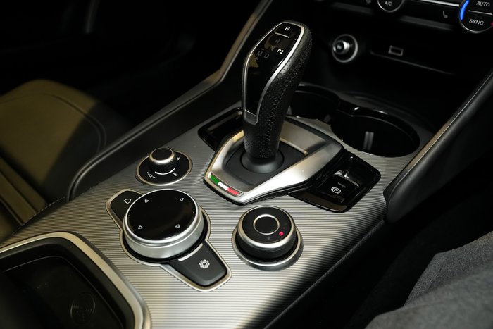 2023 Alfa Romeo Giulia Veloce