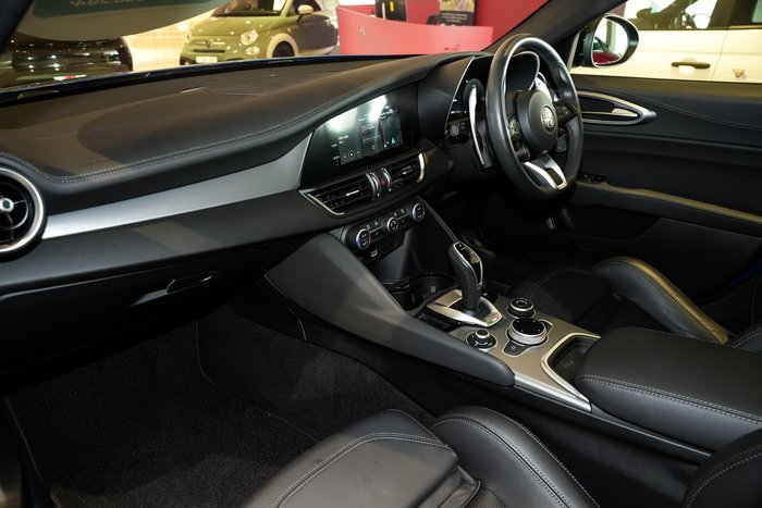 2023 Alfa Romeo Giulia Veloce