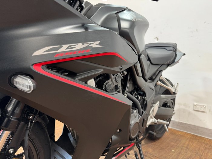 2024 Honda CBR650R Black