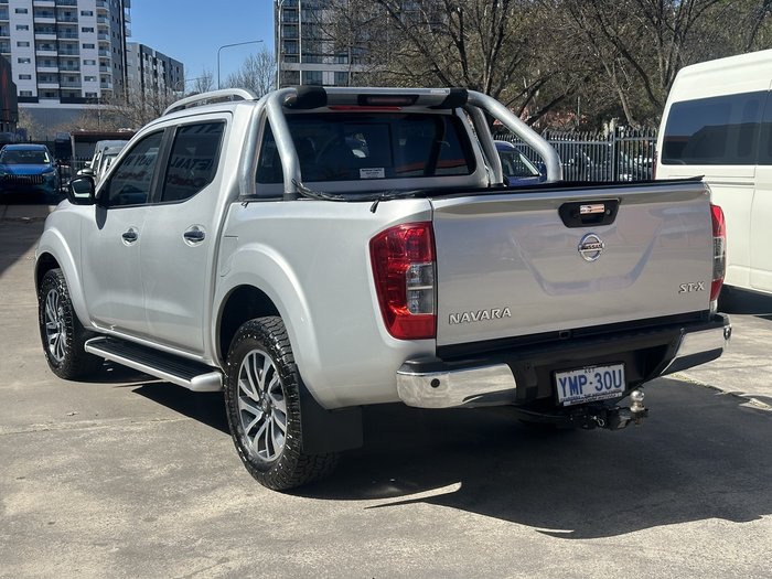 2017 Nissan Navara ST-X