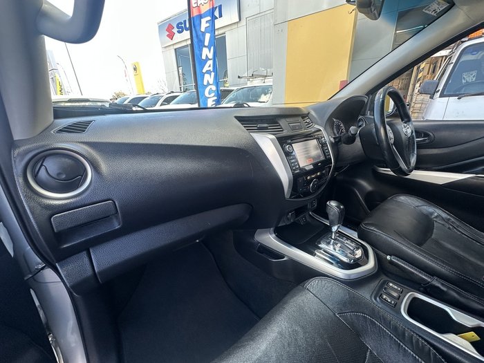 2017 Nissan Navara ST-X