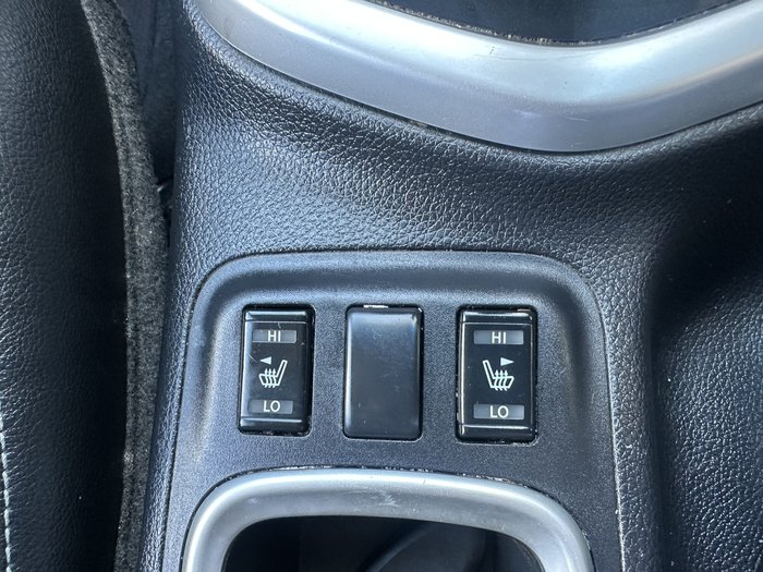 2017 Nissan Navara ST-X