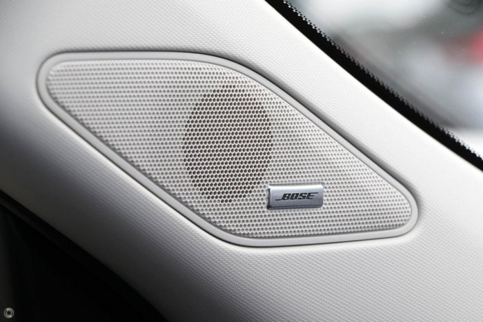 2025 Mitsubishi Outlander PHEV Exceed