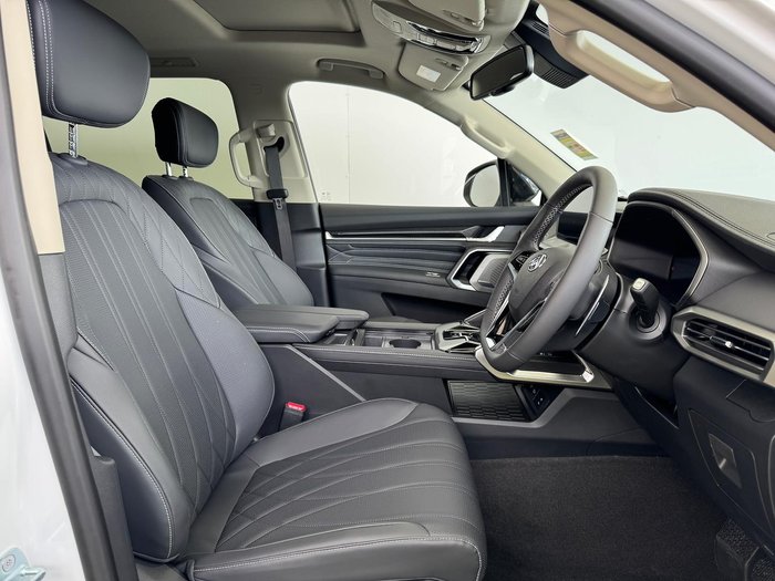 2025 LDV D90 Executive