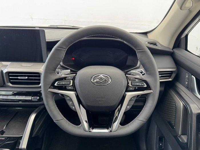 2025 LDV D90 Executive