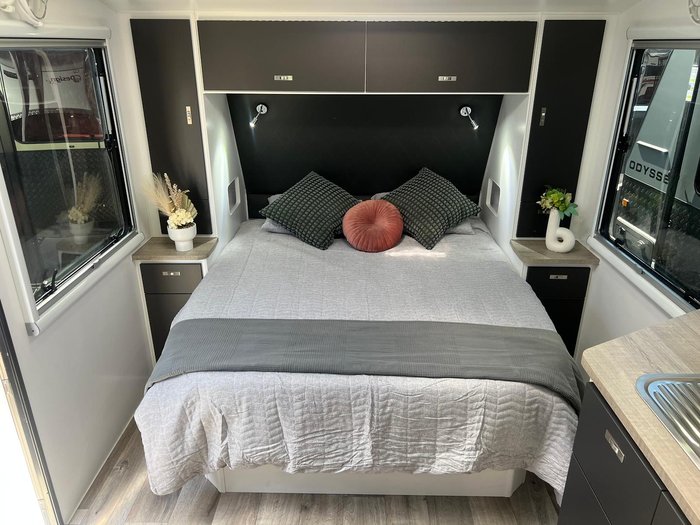 2025 Design RV Crx F2-6 21'10'' Bunks