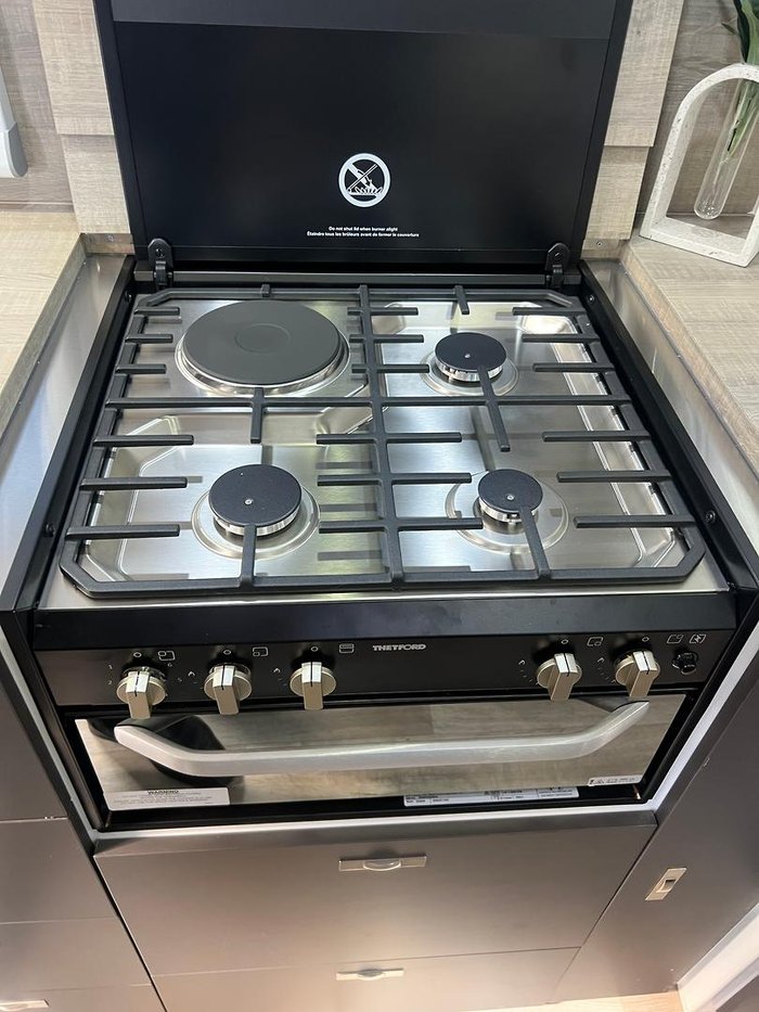 2025 Design RV Crx F2-6 21'10'' Bunks