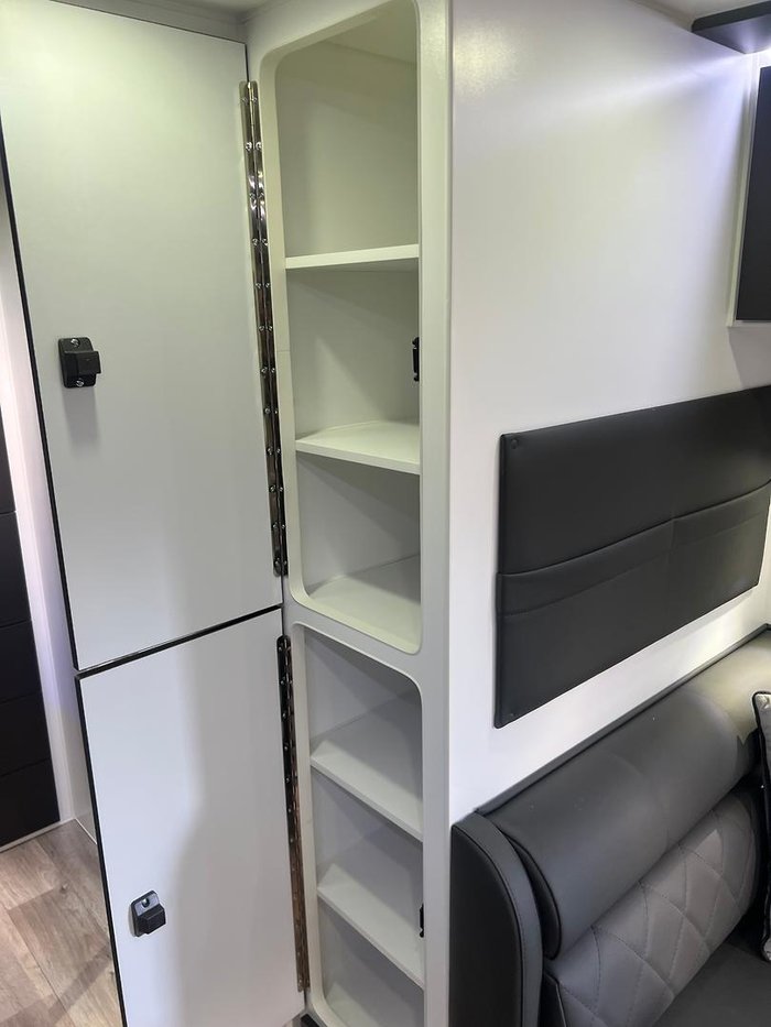 2025 Design RV Crx F2-6 21'10'' Bunks