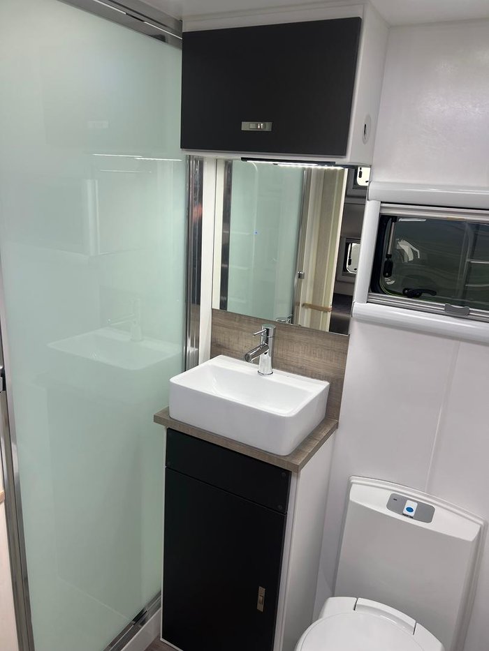 2025 Design RV Crx F2-6 21'10'' Bunks